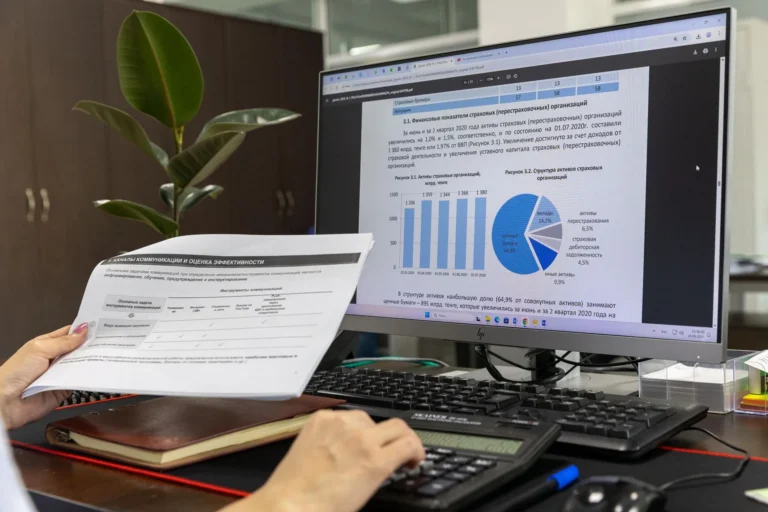 Jak wykorzystać analitykę, aby poprawić konwersje na stronach WordPress: Praktyczne wskazówki