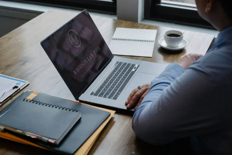 Kluczowe elementy strony internetowej dla prawnika