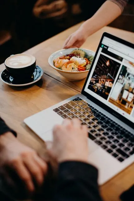 Strona internetowa dla restauracji — menu, rezerwacje i opinie w jednym miejscu